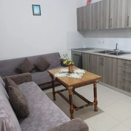 Begaj Casa de Férias *