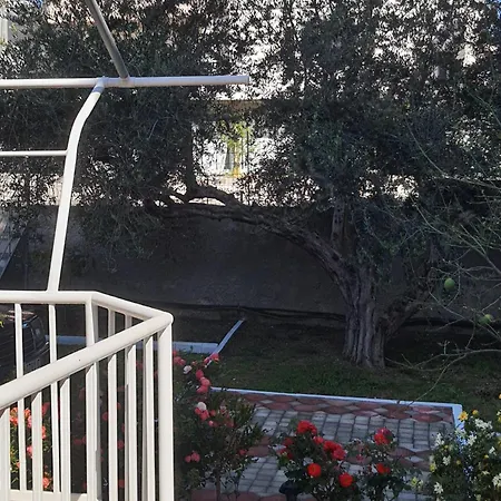 Begaj Tatil Evi Orikum